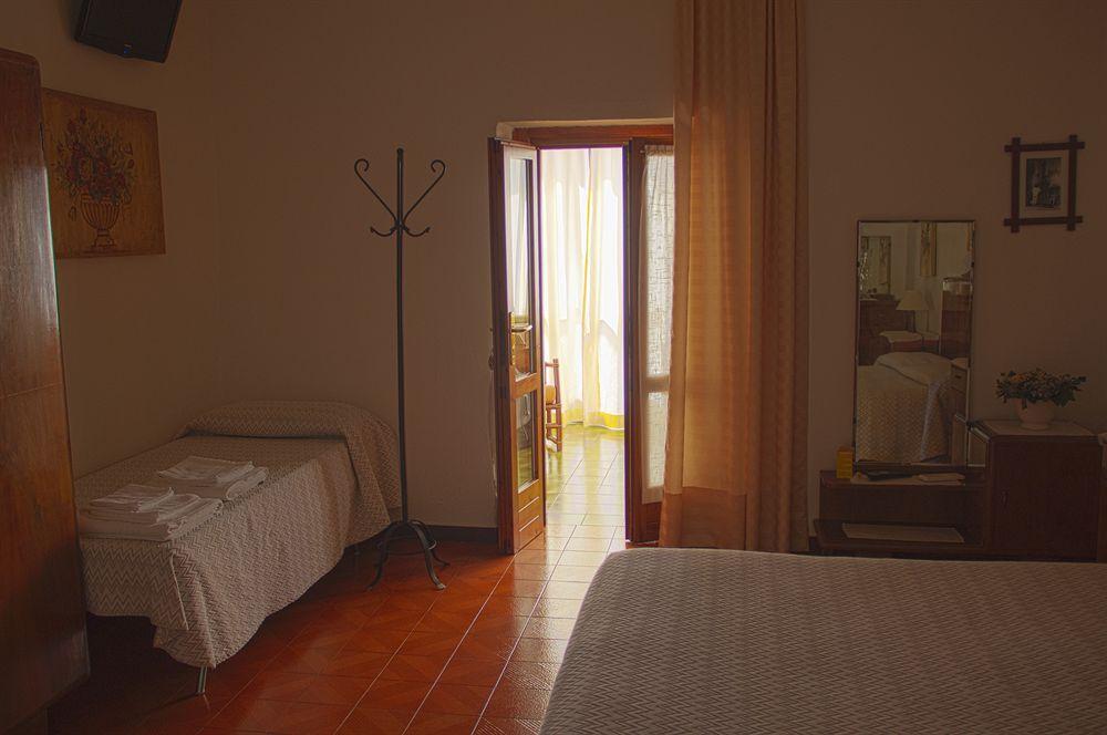 Il Vigneto Affittacamere Manerba del Garda Kültér fotó